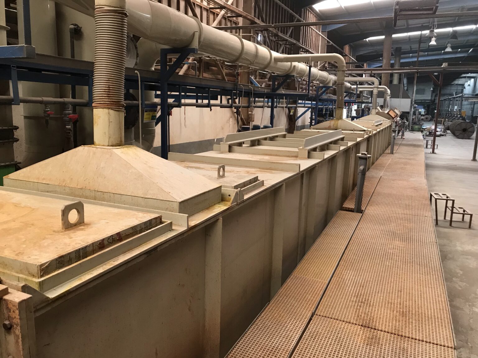 Machine-in-factory-เครื่องจักรโรงงานเคมี-1536x1152